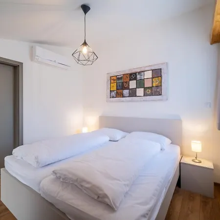 Korzo 321-9, C1 * Lipno nad Vltavou