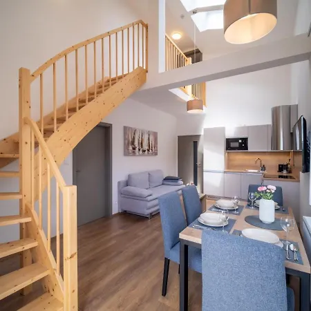 Korzo 321-9, C1 Apartamento *